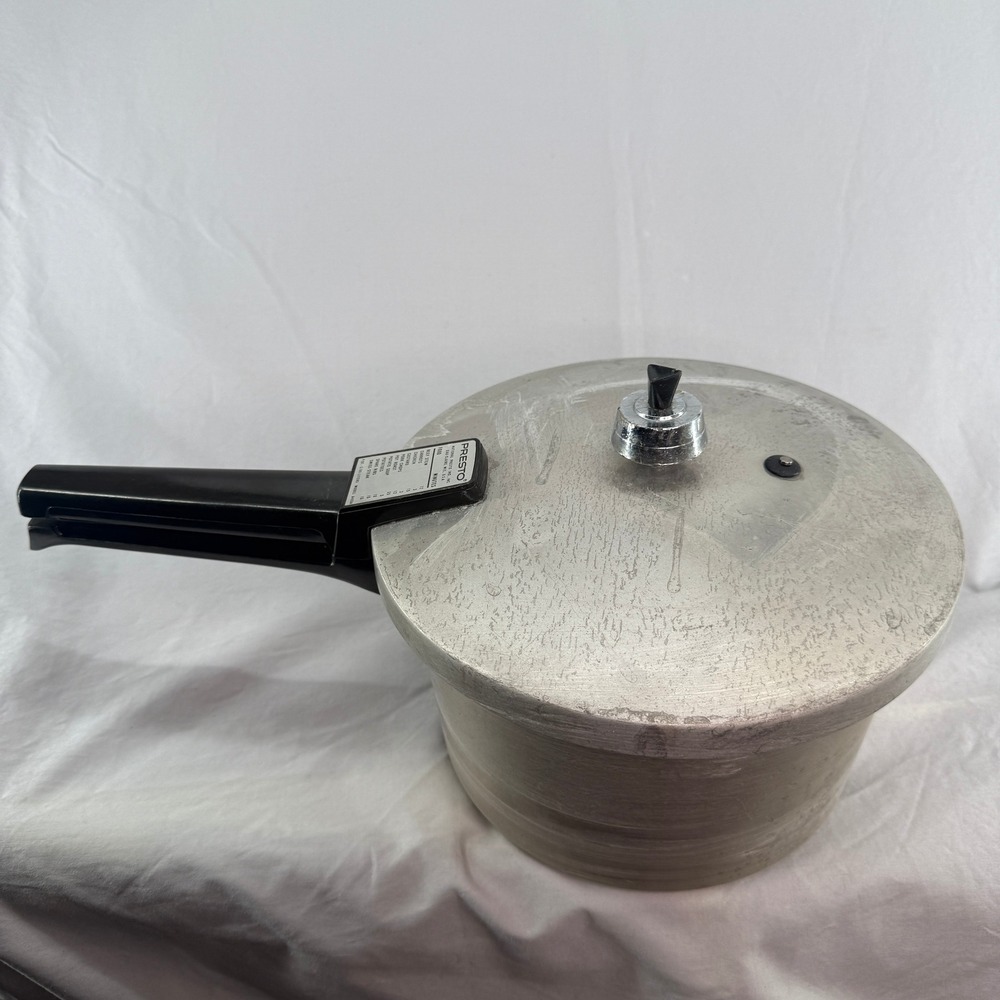 Presto 4 Qt Aluminum Pressure Cooker Model A403A Vintage Stovetop Silver Black